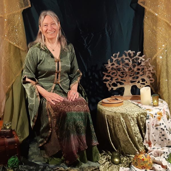 Märchen- und Geschichtenerzählerin Sarah Schmidt