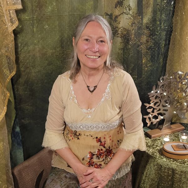 Märchen- und Geschichtenerzählerin Sarah Schmidt