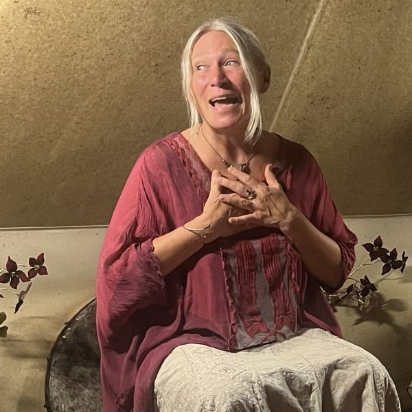 Mündliche Erzählkunst mit Geschichtenerzählerin Sarah Schmidt
